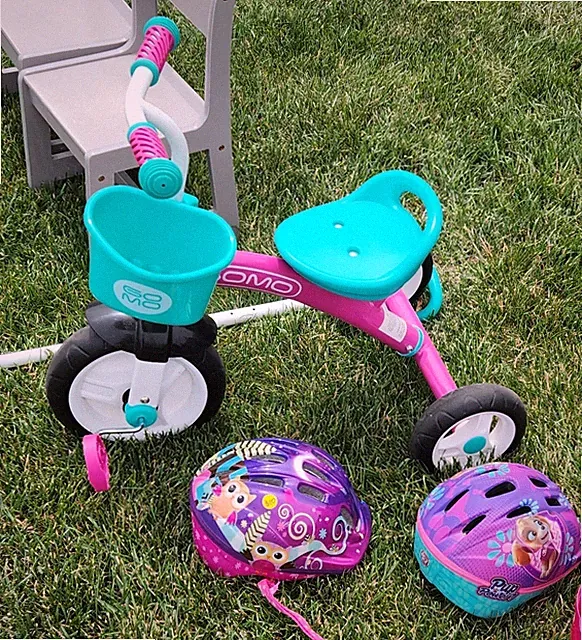 GOMO Kids Toddler Tricycle / Age 2-6 Year /Push Handle / Pink & Teal / Used Good